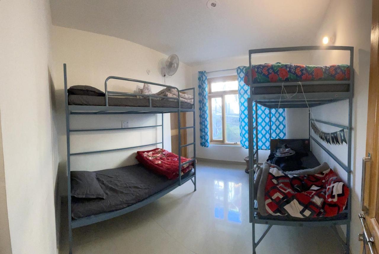Bir Nest Hostel Extérieur photo
